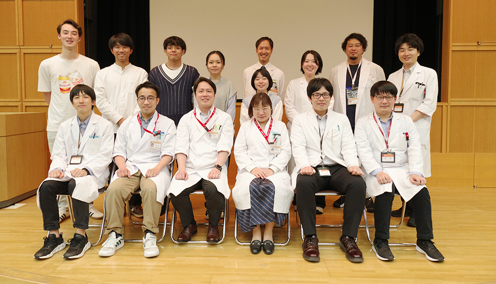 名古屋市立大学大学院医学研究科 臨床薬剤学 スタッフ集合写真